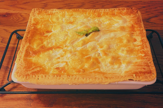 Chicken, Ham, Mushroom & Pea Pie
