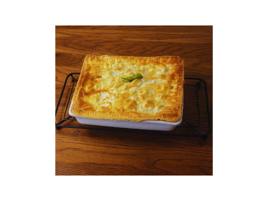 Chicken, Ham, Mushroom & Pea Pie